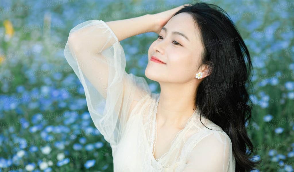二楼掉下来的女孩